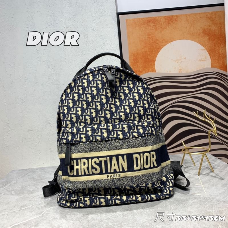 D*or backpacks